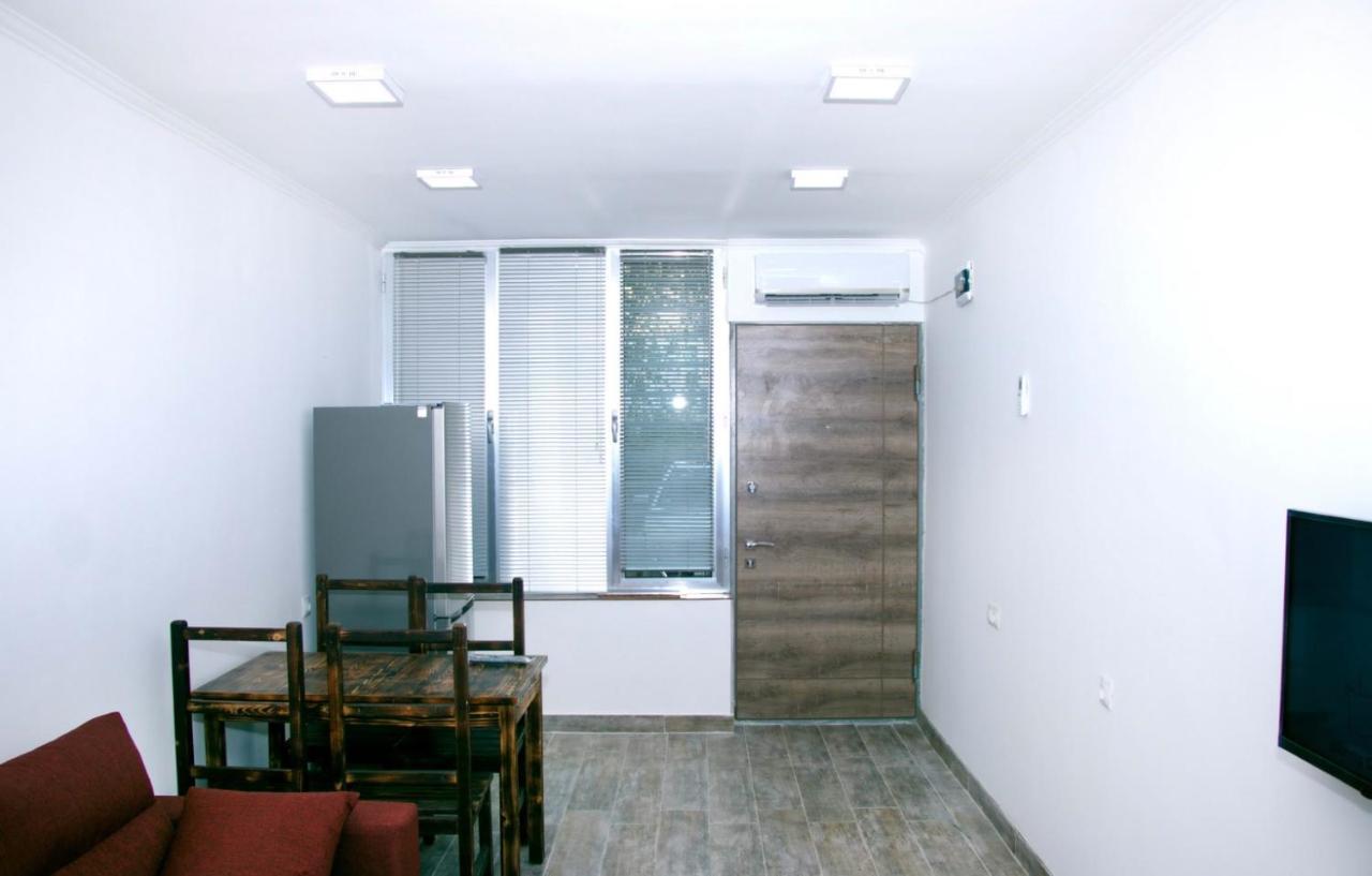 Apartment On Saryan 24 エレバン エクステリア 写真