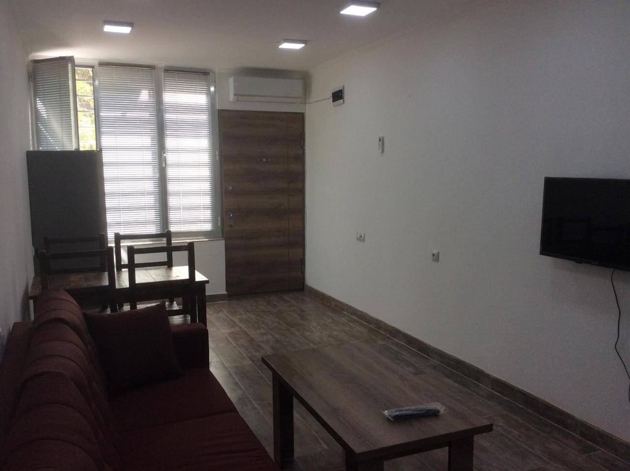 Apartment On Saryan 24 エレバン エクステリア 写真